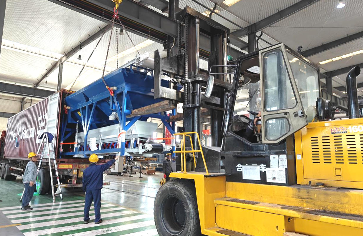 Od zahtev do rešitev: Prilagojeni pristopi k reševanju problemov